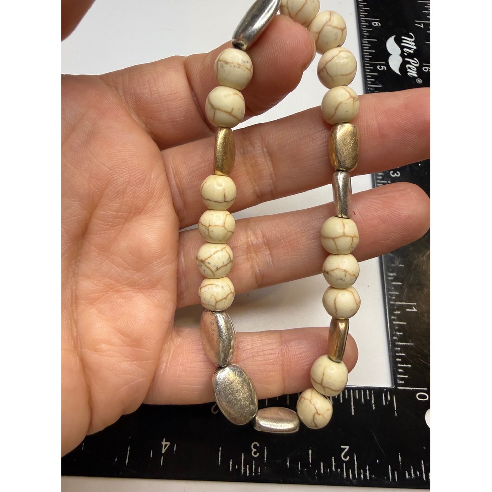 Cream Magnesite Faux Turquoise Stretch Bead Bracelet Mixed Metal Accents 7in